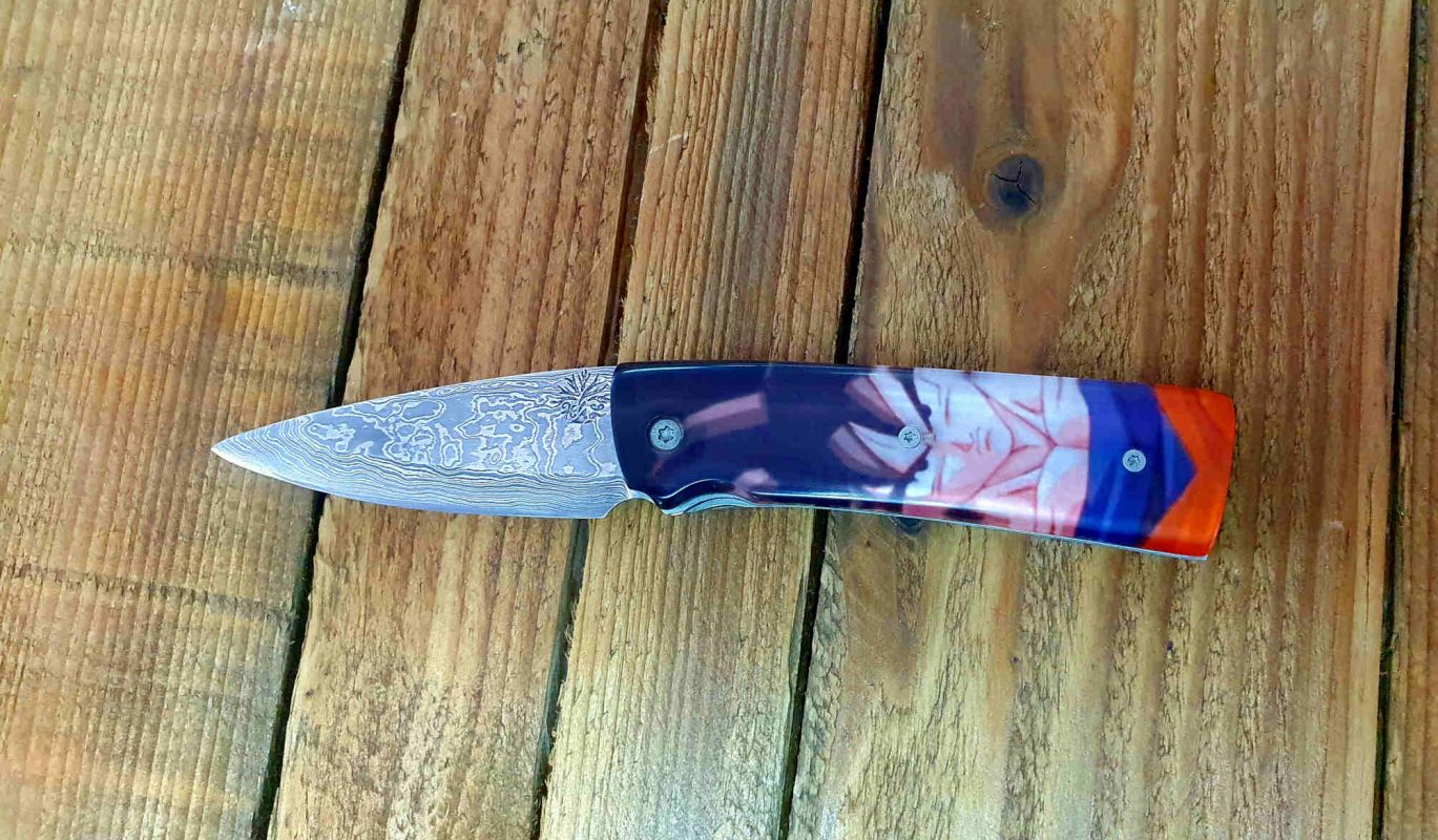 Couteau pliant artisanal à lame damas