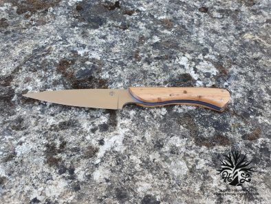 Le Pique-Bouffigue <br>Manche en bois de Cade du Luberon<br> intercalaires bleu marine