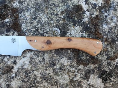 Le Pique-Bouffigue <br>Manche en bois de Cade du Luberon<br> intercalaires noires – Image 6