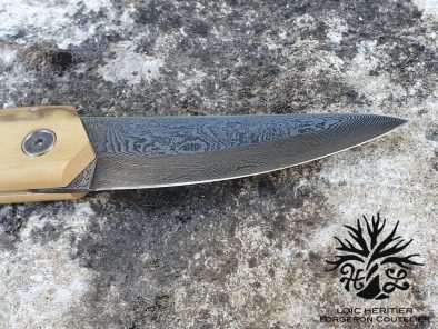Couteau pliant en damas artisanal