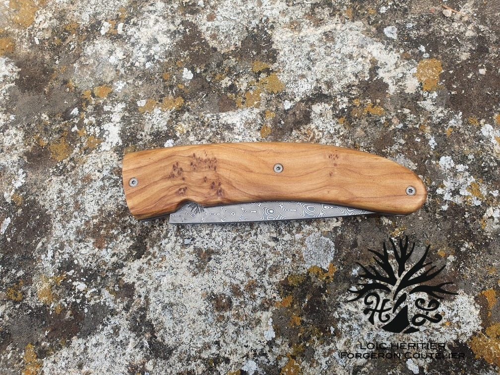 couteau-pliant-linerlock-artisanal