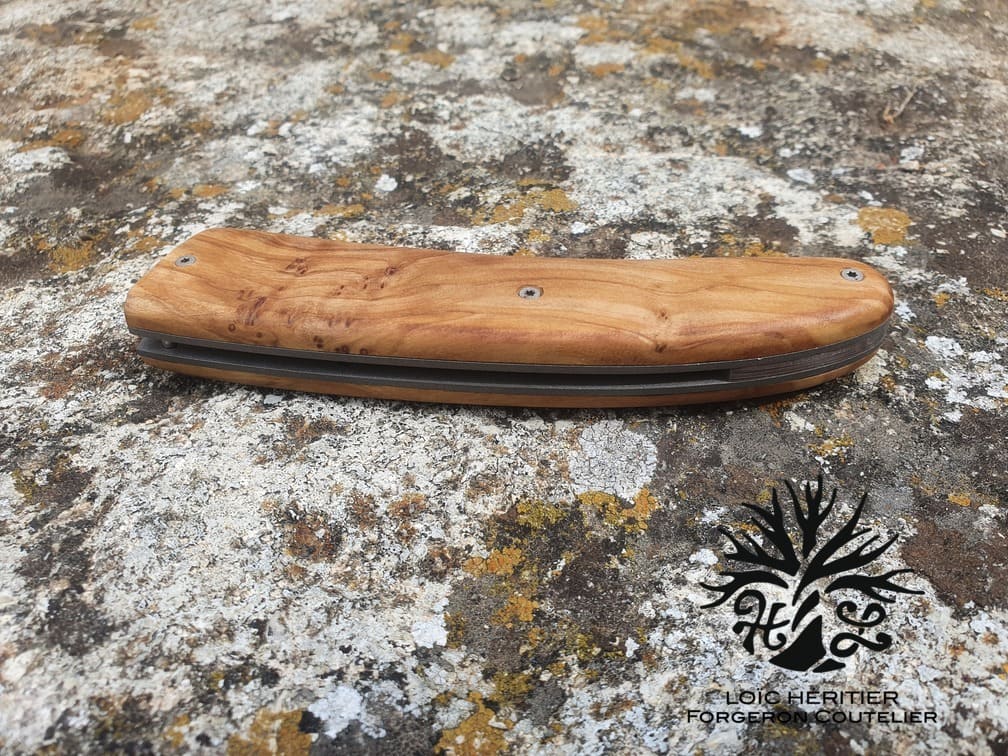 couteau-pliant-linerlock-artisanal