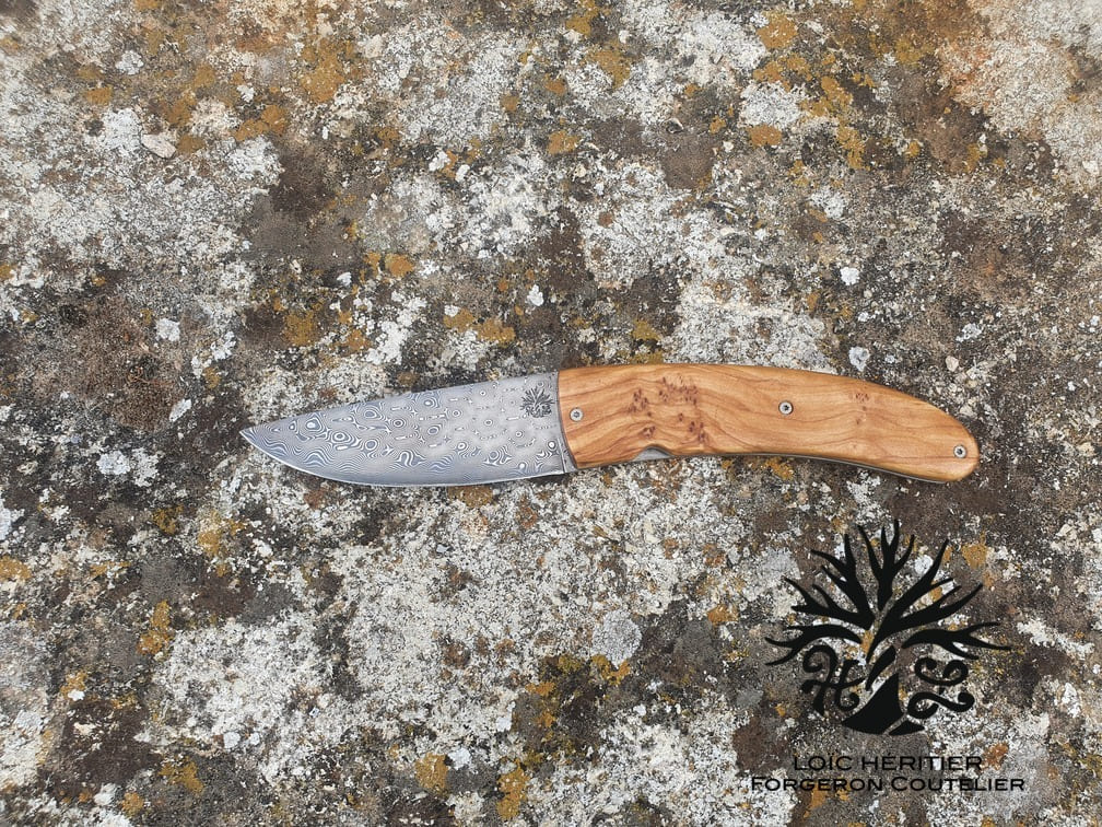 couteau-pliant-linerlock-artisanal